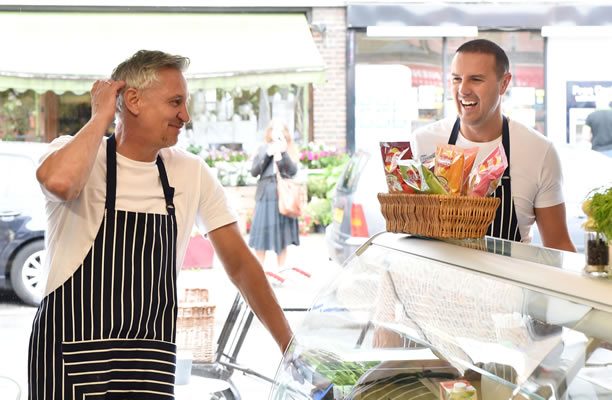 Walkers, the number one savoury snacking brand in the UK, is adding excitement to its latest sandwich-inspired flavours campaign with a new TV advert and pop-up crisp sarnie shop.