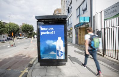 GLACÉAU smartwater is running a geo-targeted ‘hyper-local’ Digital Out-Of-Home (DOOH) campaign which shares tips from celebrities, fashion experts and other influencers with Londoners who are within 500 metres of a beacon-equipped poster site.
