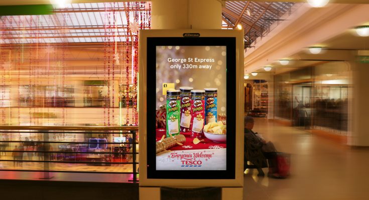 Tesco is combining store data with DOOH.com’s RUSH delivery platform to deliver festive product offers and individual store opening hours to digital Out of Home screens in close proximity to stores across the UK.