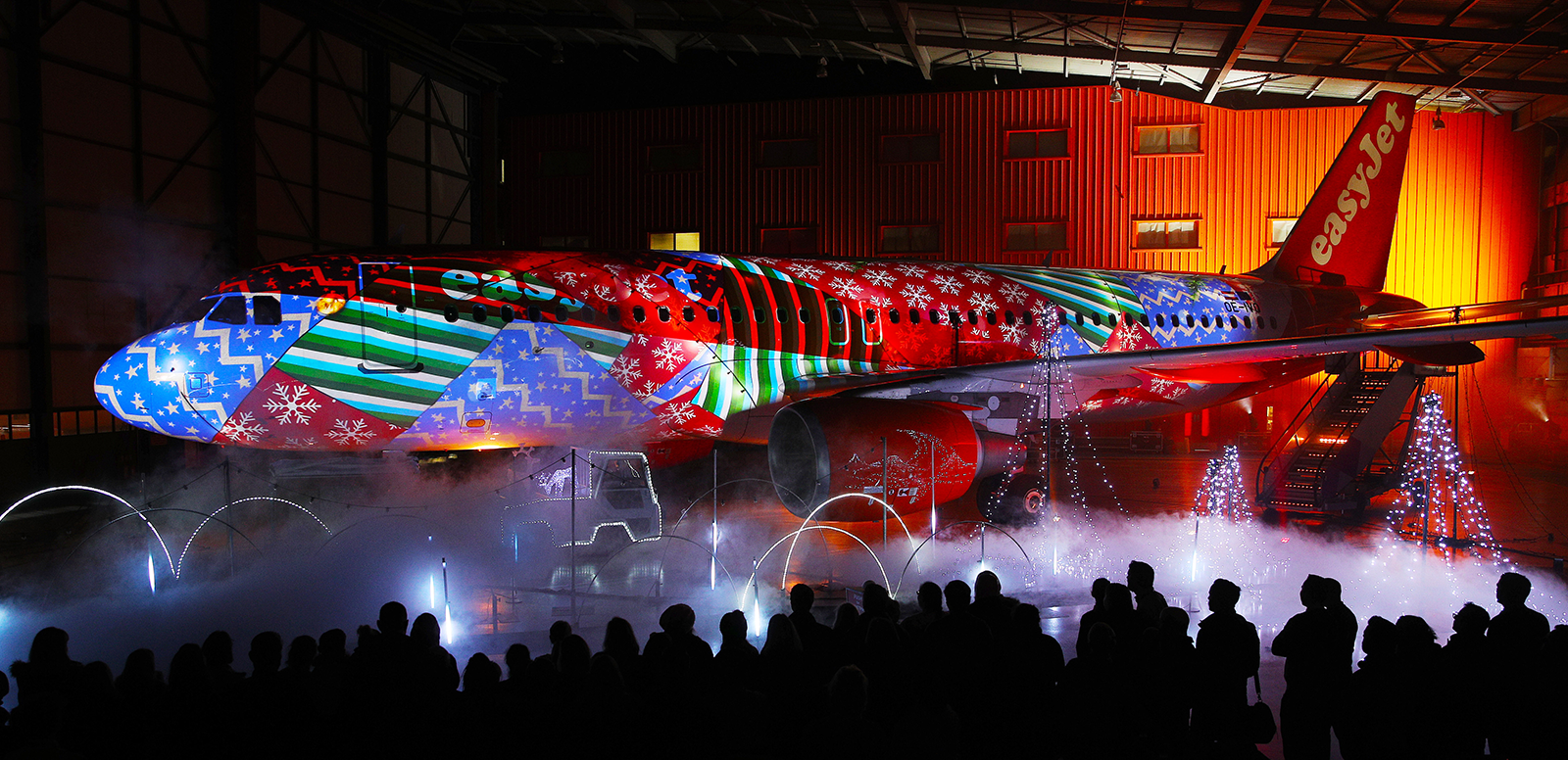 Spectacular Christmas light show takes place at London 